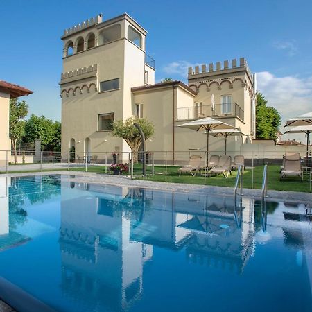 Villa Bernasconi Narzole ภายนอก รูปภาพ